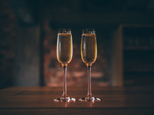 Champagne Blanc de Blancs vs Blanc de Noirs cosa cambia davvero