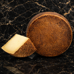 Pecorino Sardo "Forte" stagionato - Fattorie Gennargentu - Sardegna