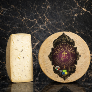 Pecorino Toscano "Cacio di Venere"con "Tartufo Bianchetto" - Il Fiorino - Maremma - Toscana
